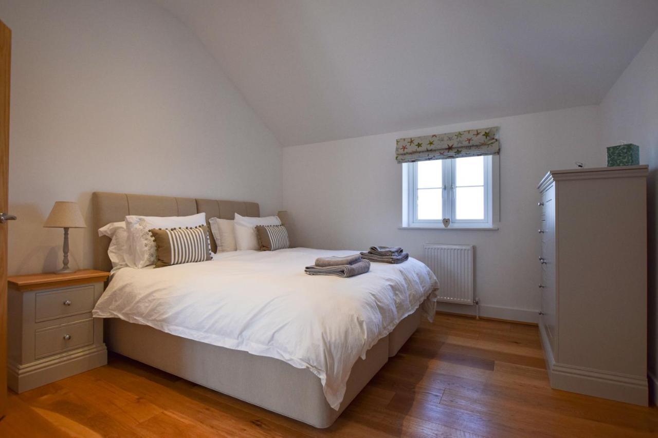 Whispers - 4 Bedroom Modern Family Holiday Home In Salcombe Sleeps 8 Экстерьер фото